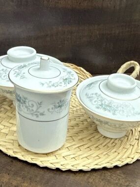 Noritake White Porcelain Lidded Tea Cups with Pale Blue Floral Trim